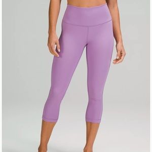 Wunder under high rise crop 21’ luxtreme.